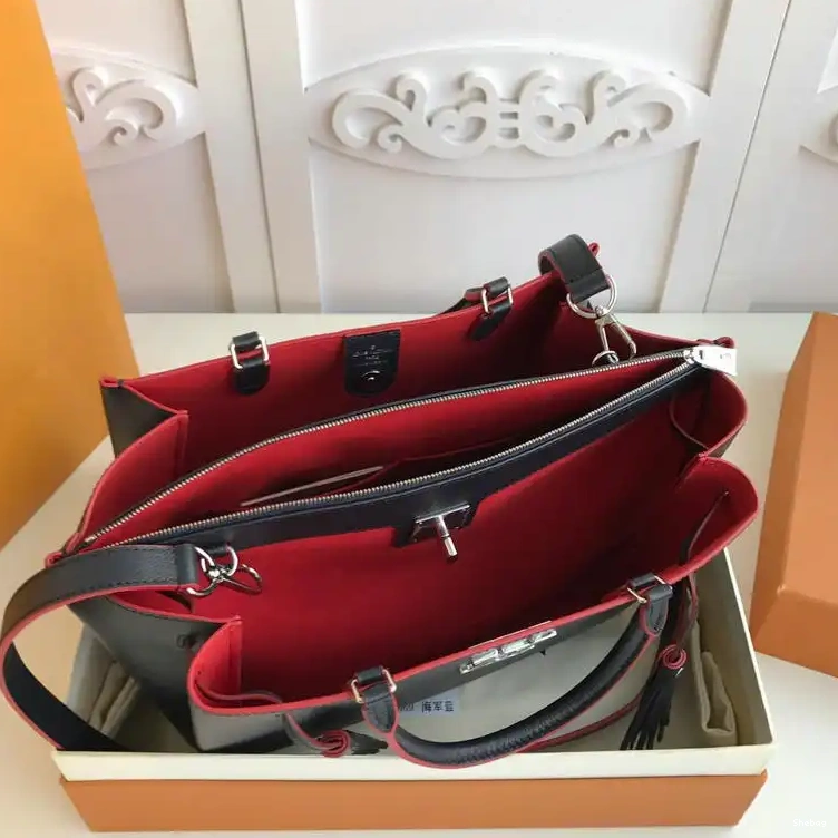 Bags 19T1L0341 LV 1016